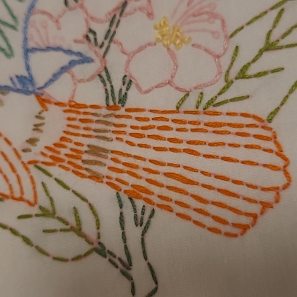 Vintage Hand Stitched West Virginia State Bird & Flower - Picture 11 of 16